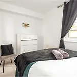 2Bed-Ground Floor-Free Parking