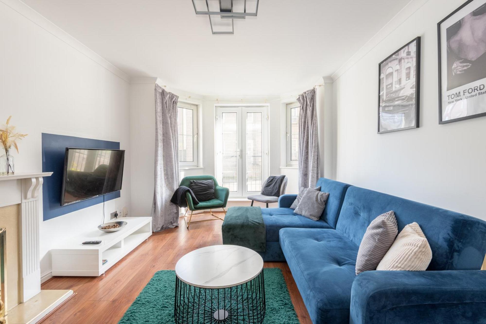 Appartement 2bed-ground Floor-free Parking *